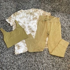 Victoria’s Secret Pink green top, legging and sport bra